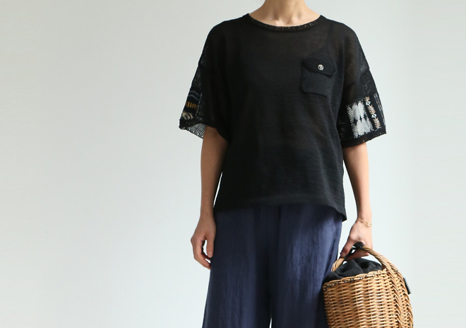 Tapestry T-knit